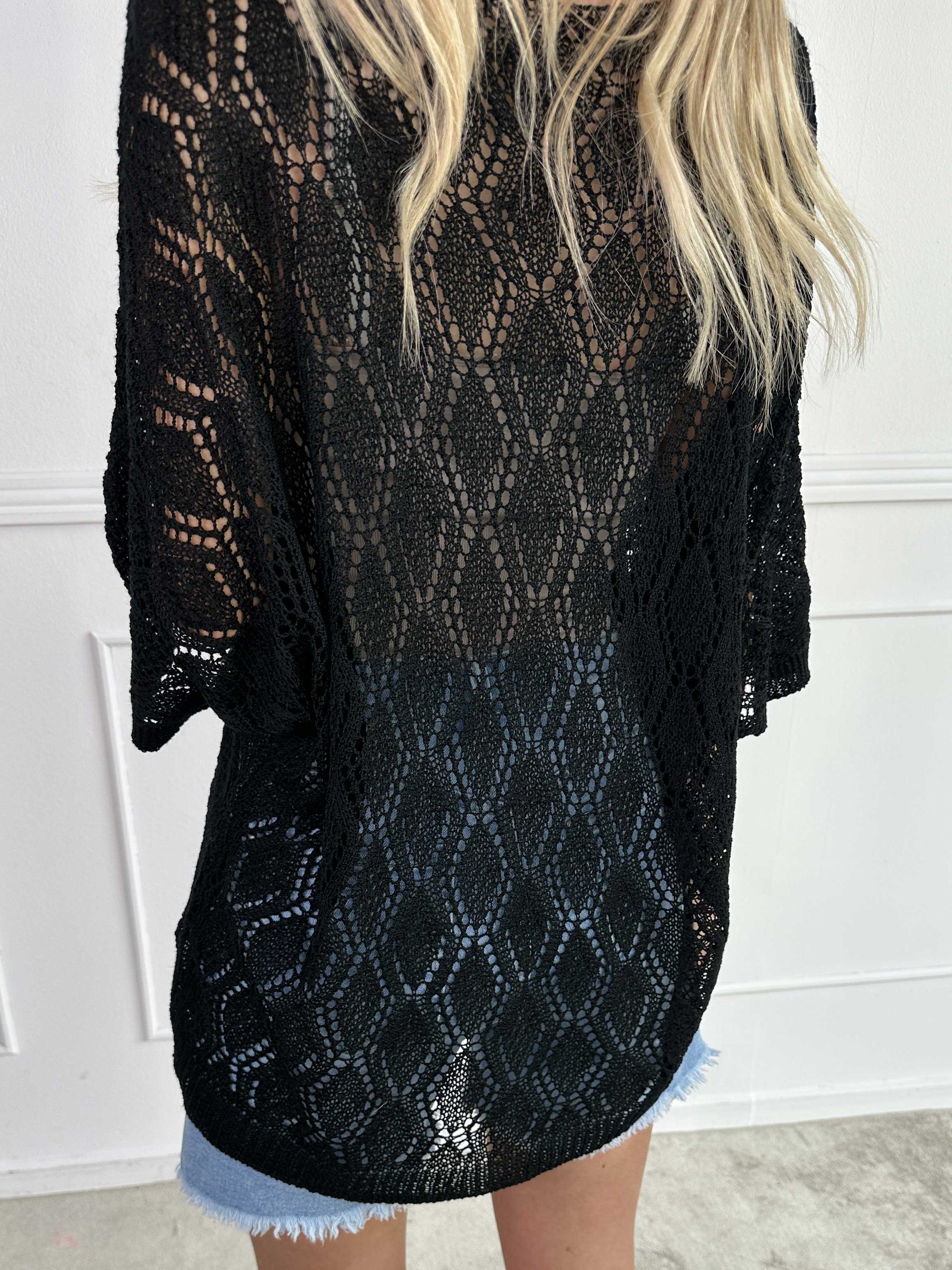 Deisy - Sød tunika i strikket hulmønster